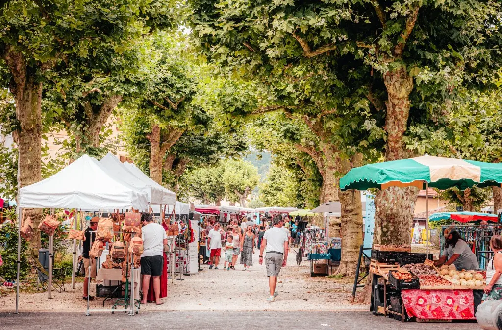 Marché traditionnel Lalinde