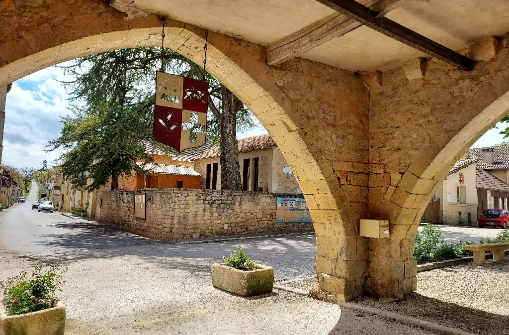 Expo Boire et manger au temps des bastides et Conférence
