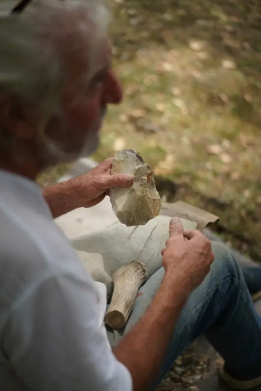 Travail du silex comme au temps des magdaléniens (Conflit lié au codage Unicode)