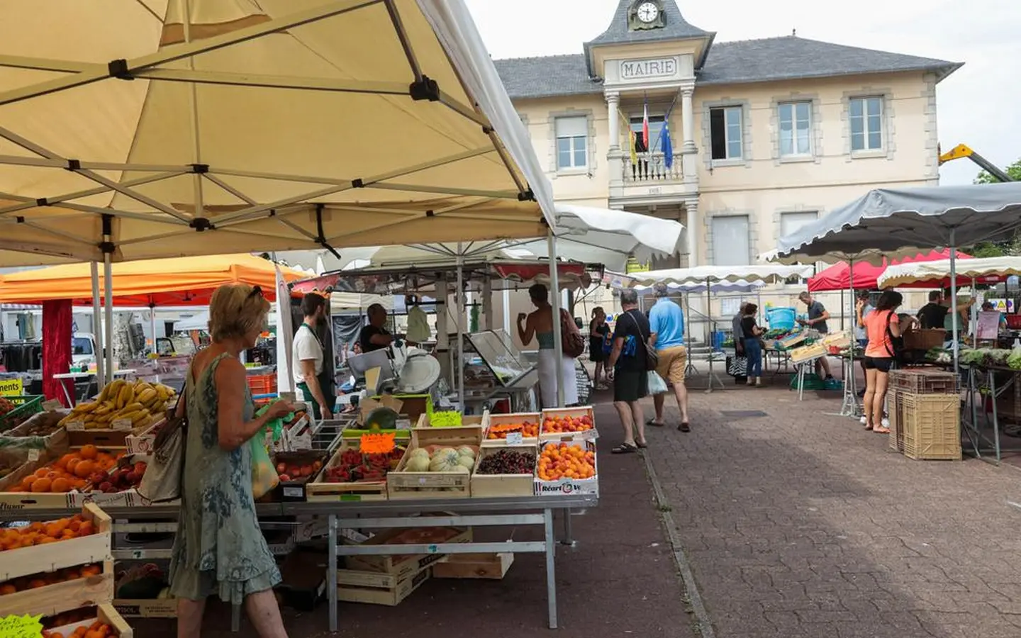 Marché - bizanos - les étals
