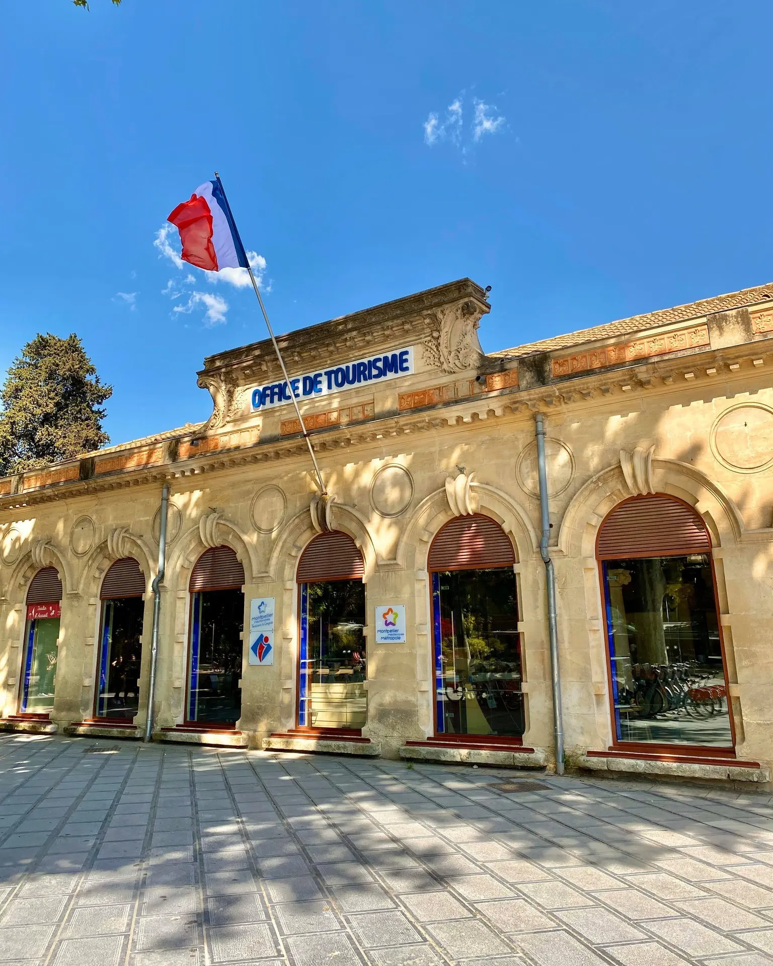 Office de Tourisme de Montpellier Méditerranée Métropole Accueil Comédie