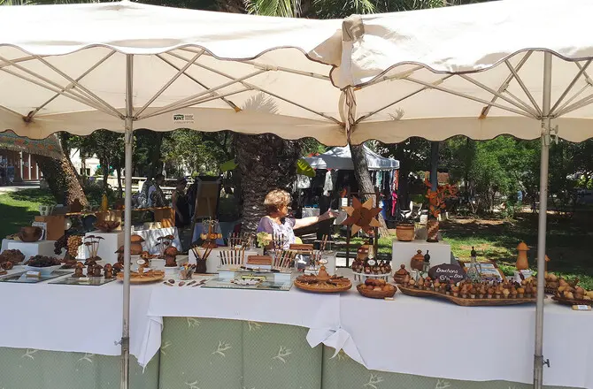 marché artisanal