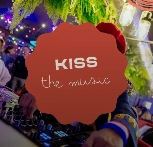 Kiss the music
