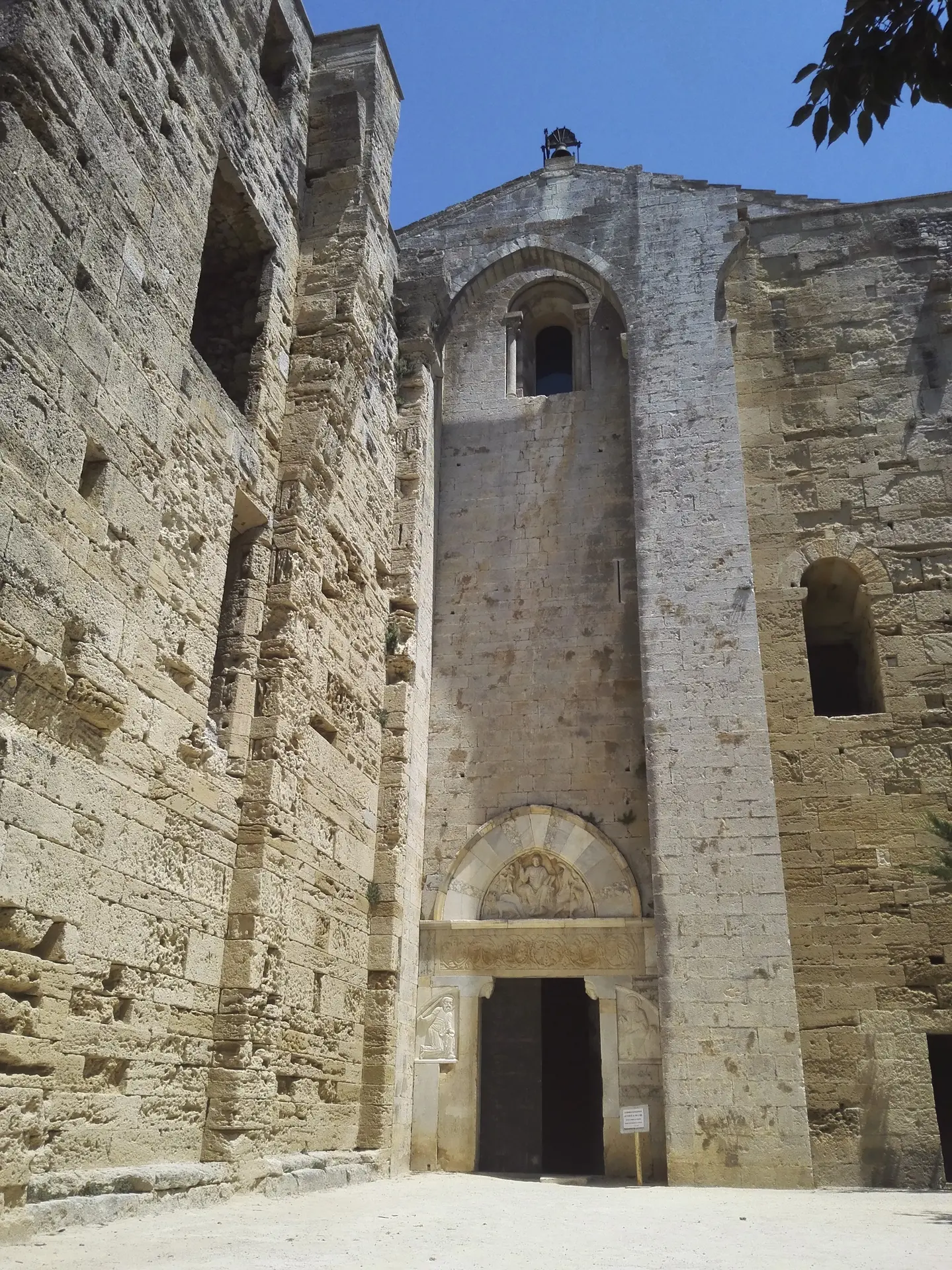 Cathedrale credit Compagnons de Maguelone