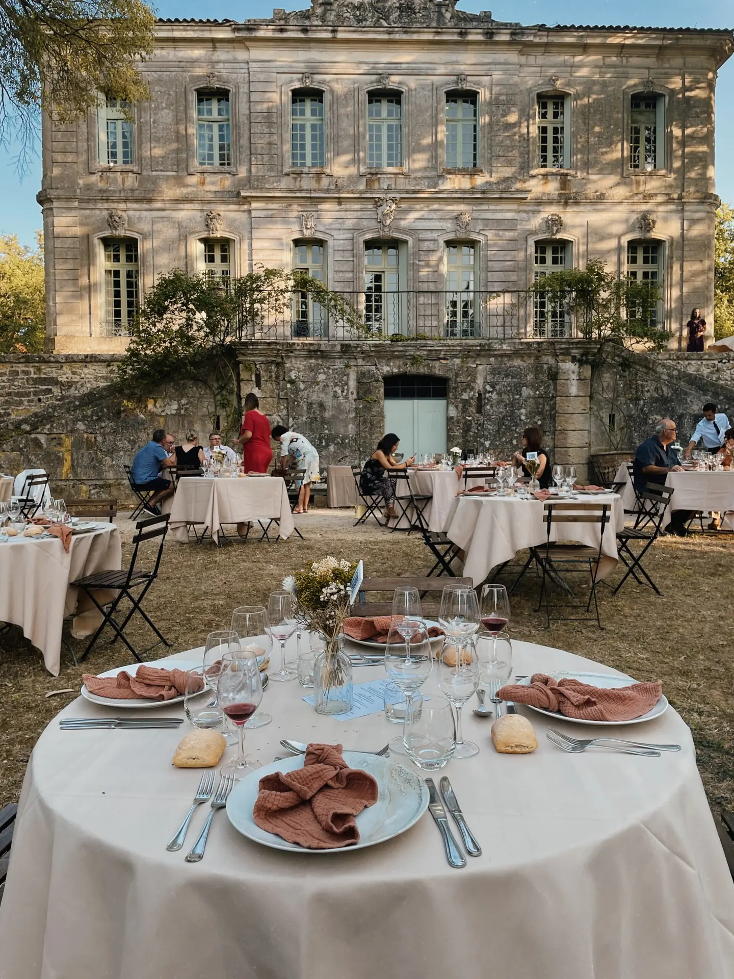 Chateau-de-lengarran-diner-chic-scaled