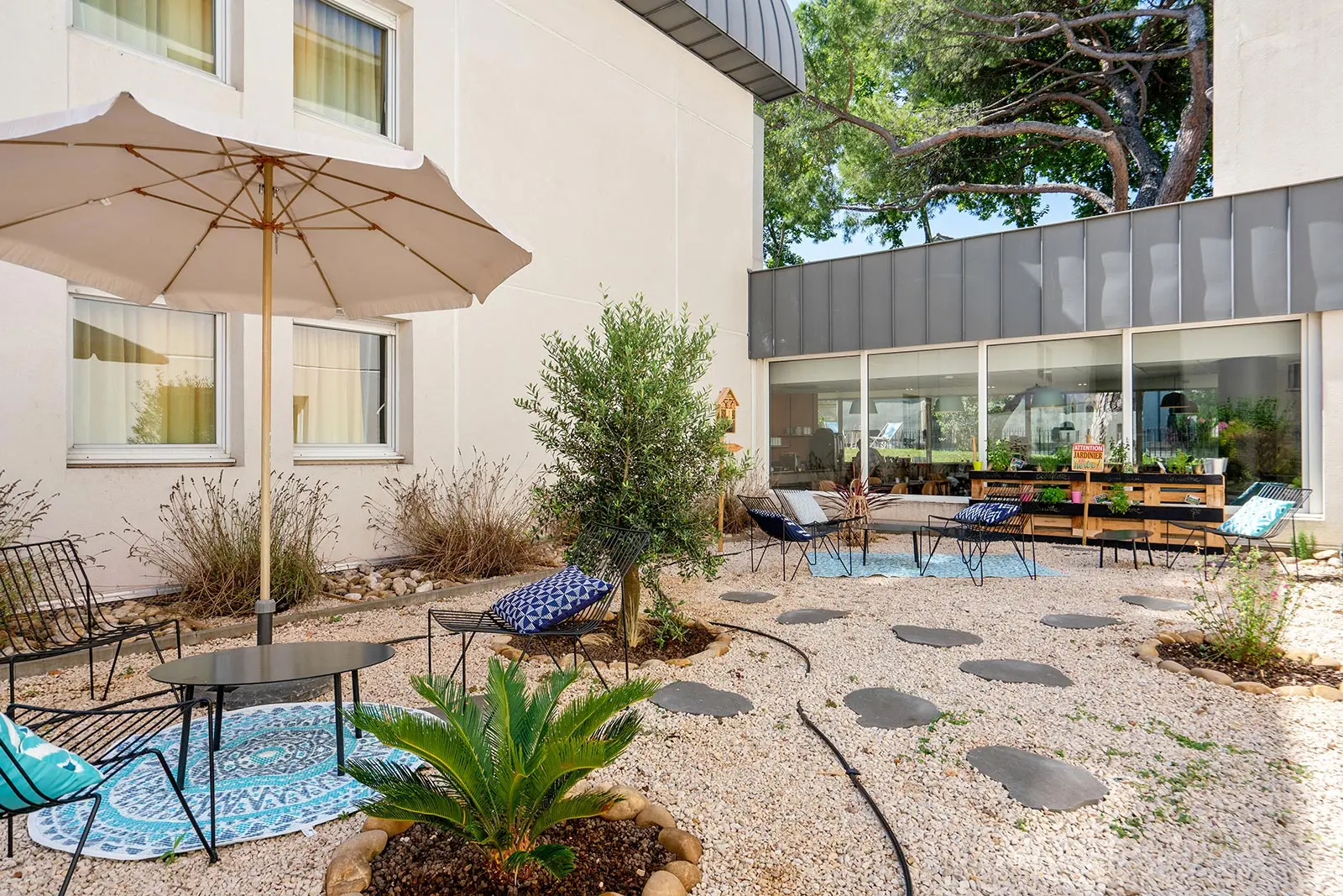 Communs-Patio-MTPL-Montpellier-Gare-St-Roch-05.07.19-(4)