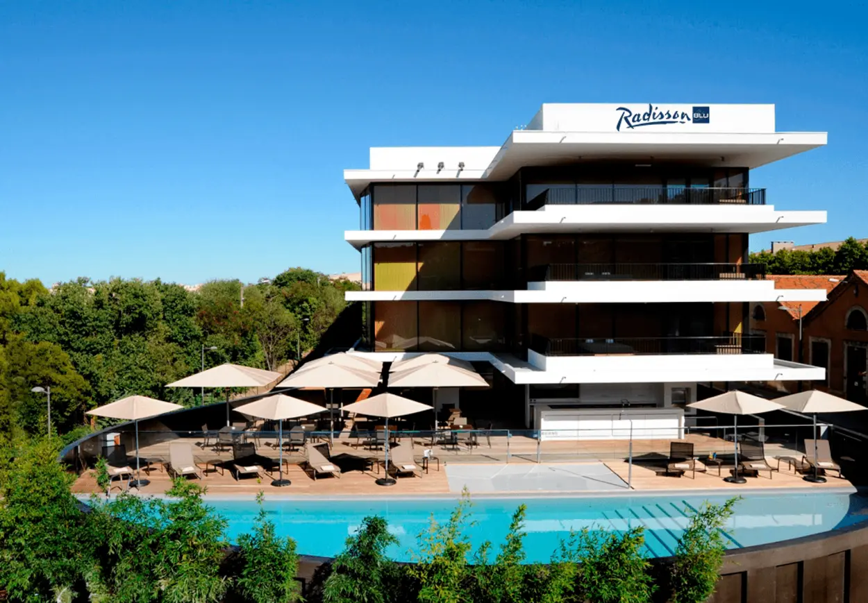 Crowne Plaza - Facade Piscine -  1