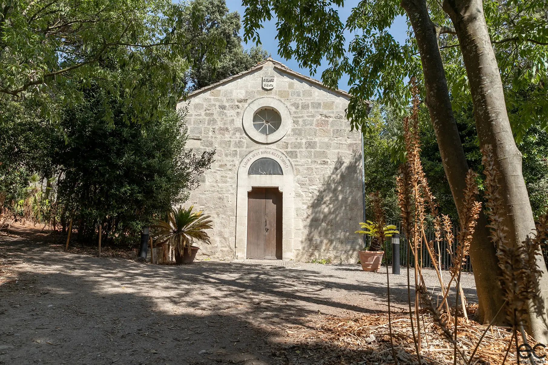 Maguelone-Chapelle-extérieur-1
