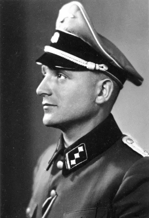 Archives Klaus barbie_uniforme