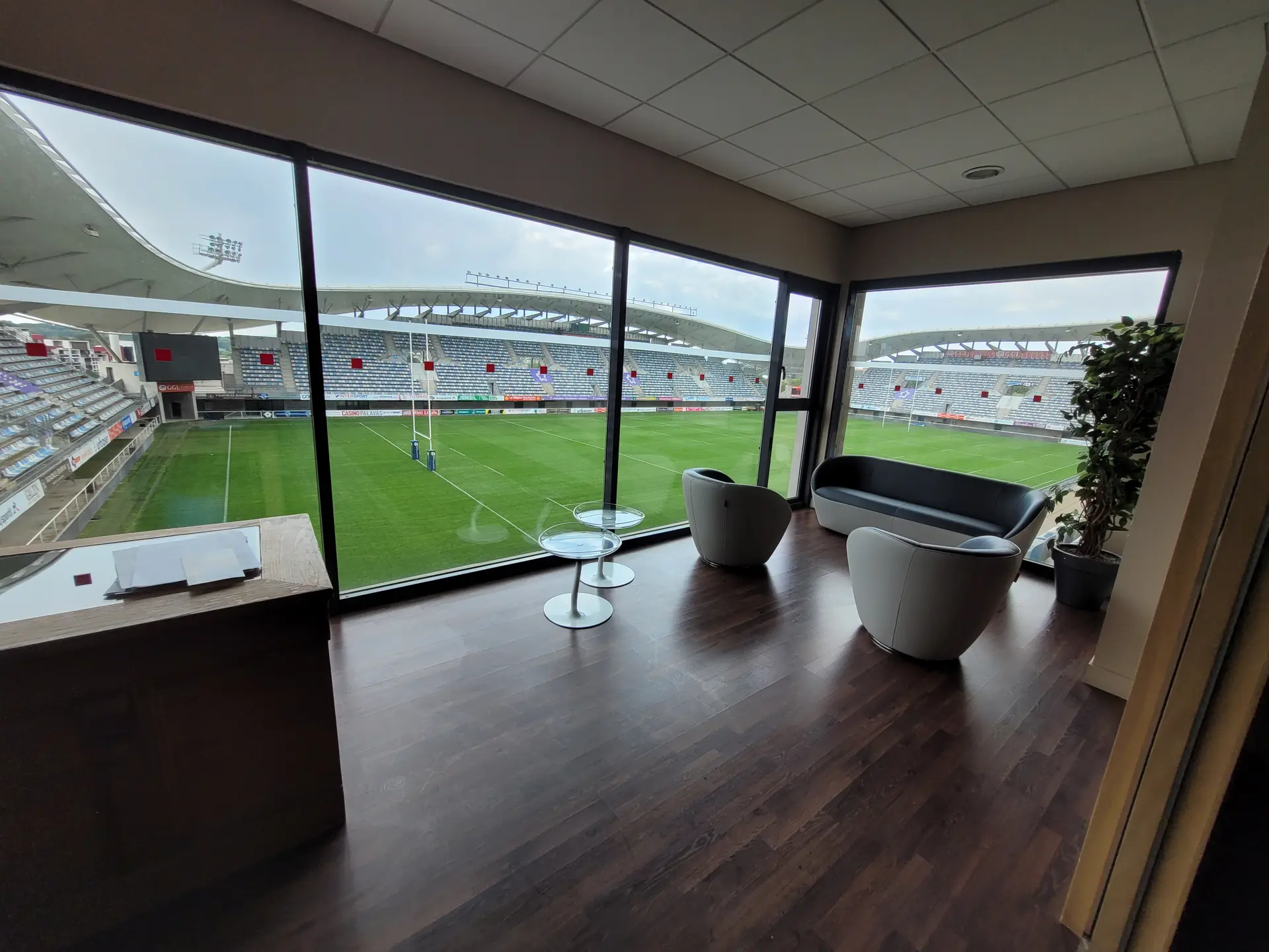 Loge
