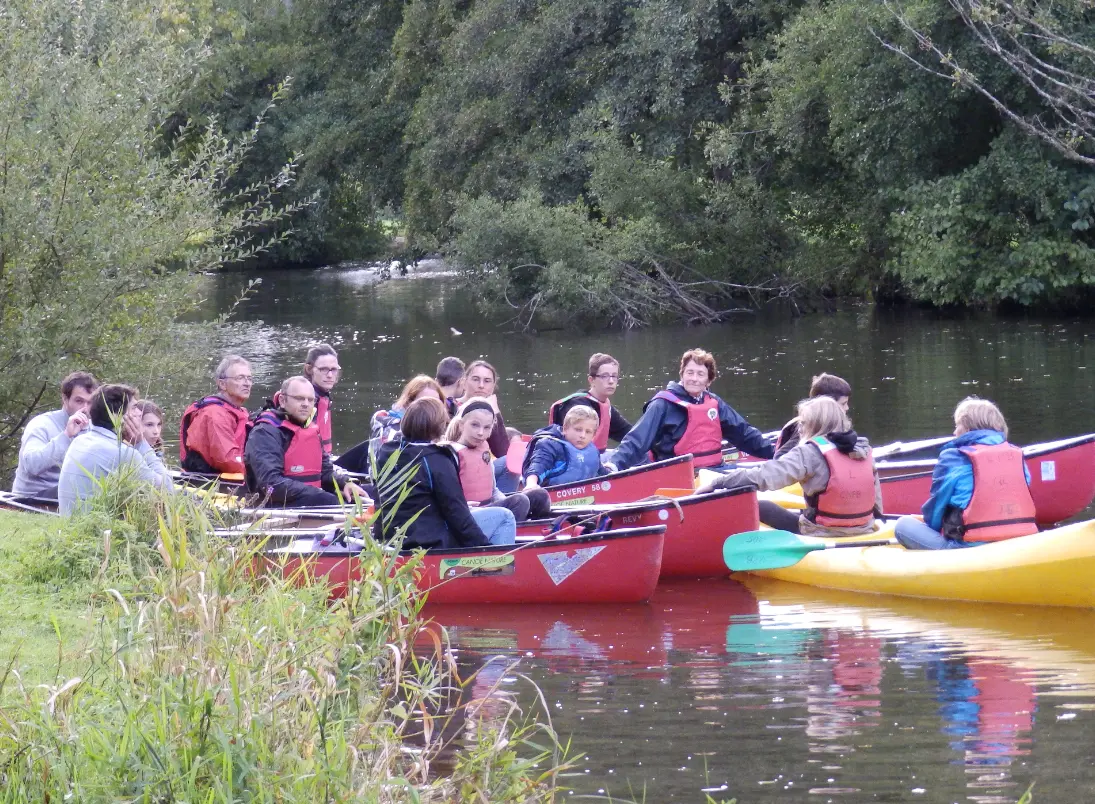 Visite guidée en canoe kayak montfort-sur-meu