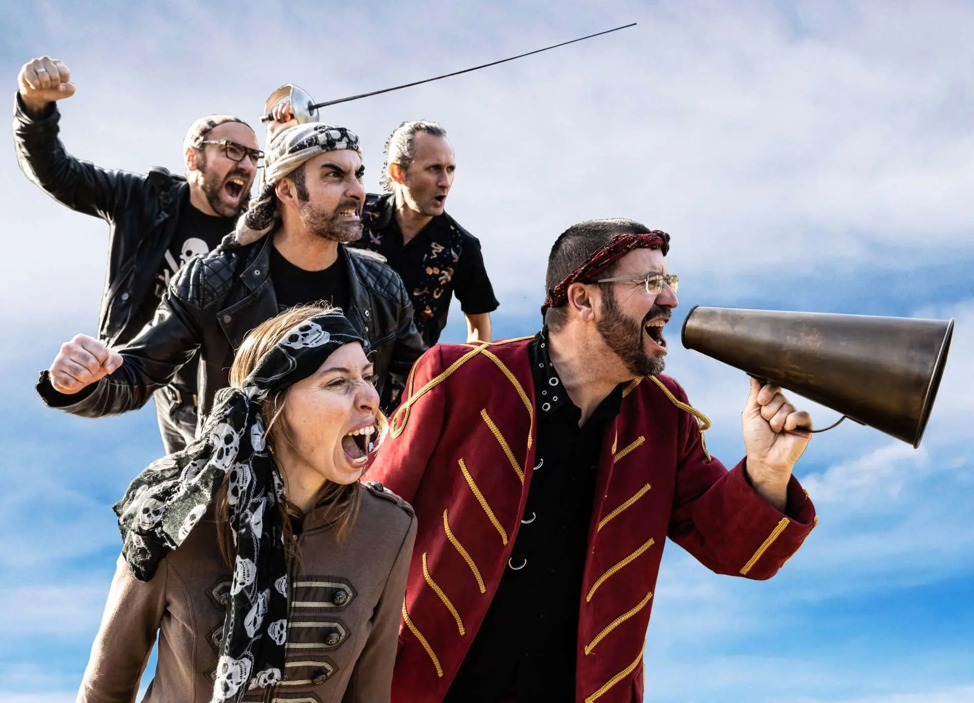 Pirates Attaquent