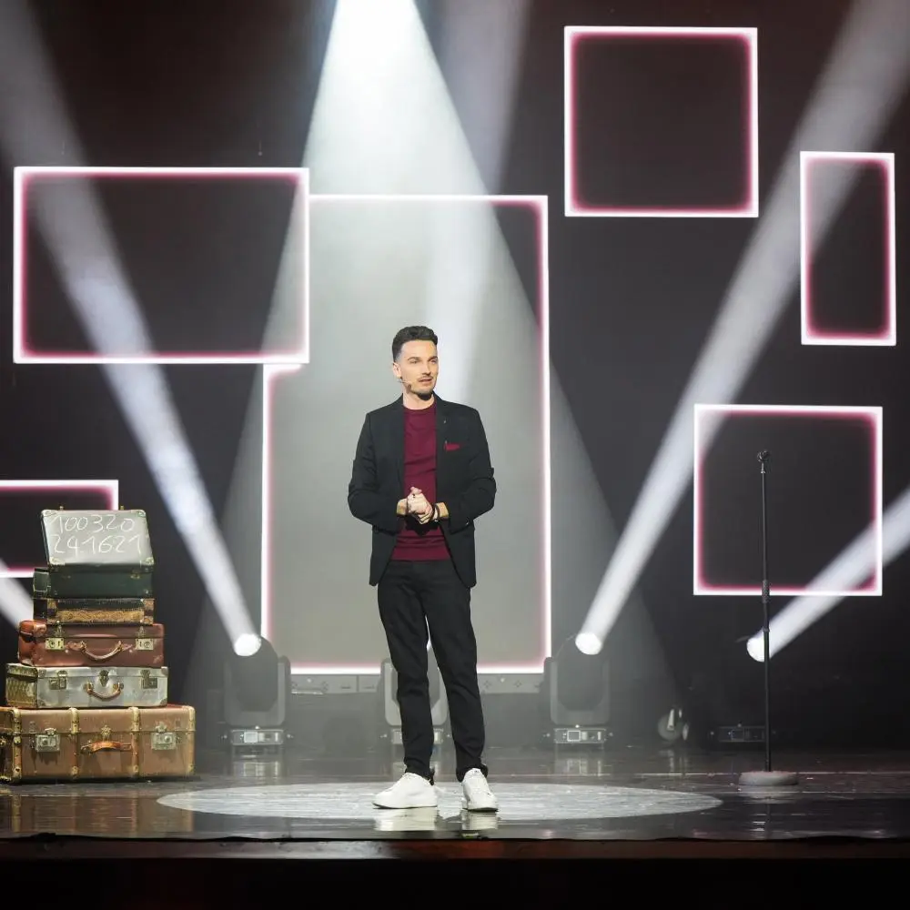 76-illustration_id-1755702425