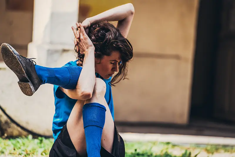 Amours_muchmuche_company