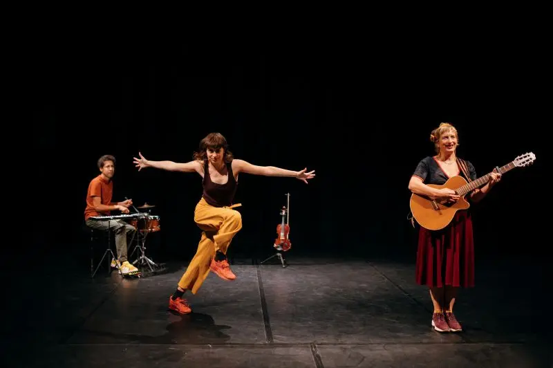 troispetitspas-Elodielegall