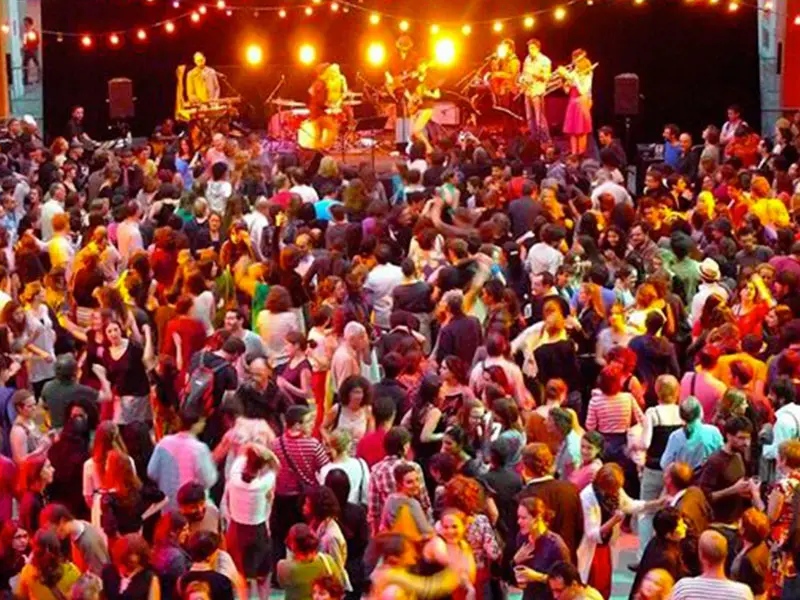 Bal et soirée dansante