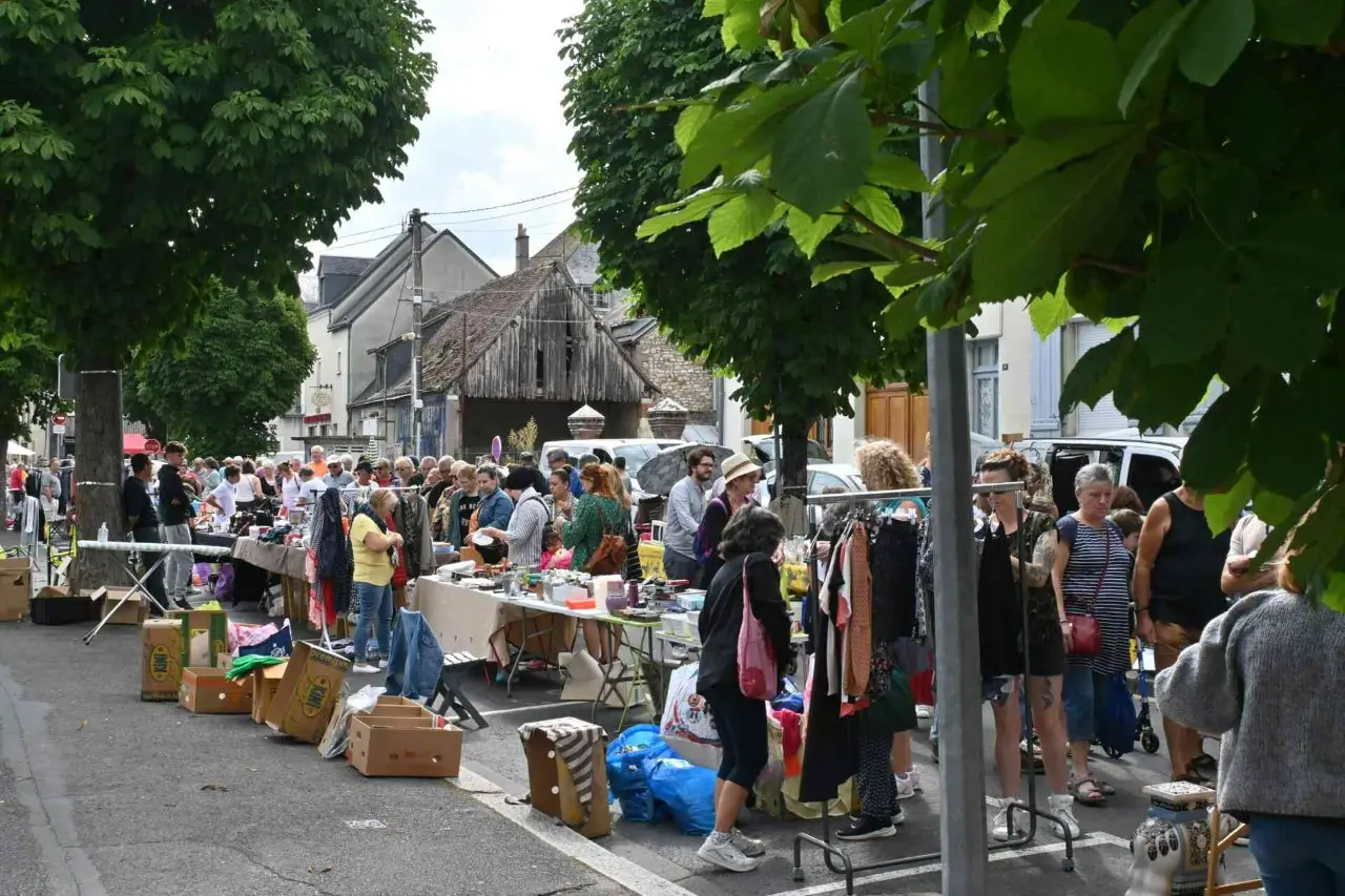 Brocante de l'UCAI