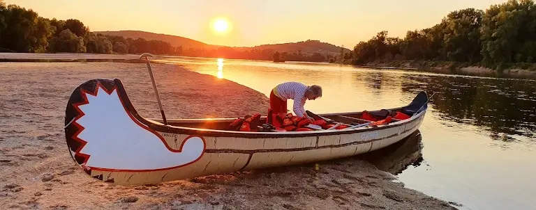 Canoë Tours & Canoë