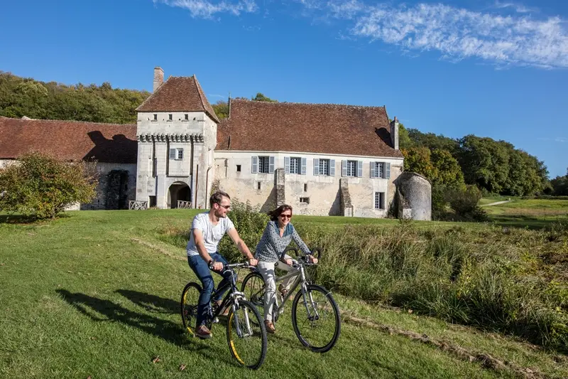 chateau-monastère-corroirie-loches-valdedeloire