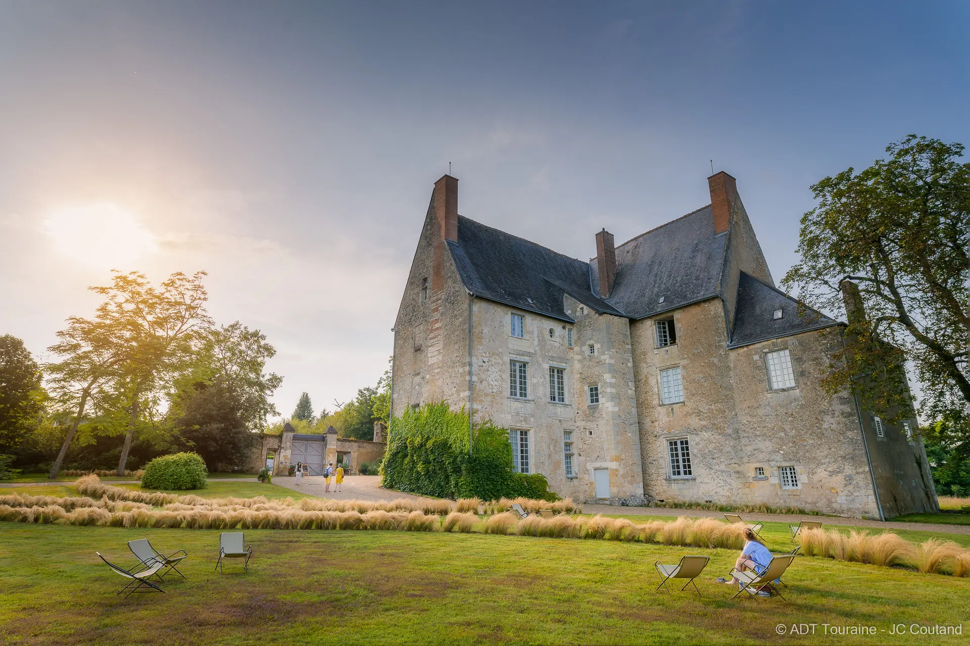 Diners_sur_lherbe_Musee_Balzac_Credit_ADT_Touraine_JC_Coutand-2031-1