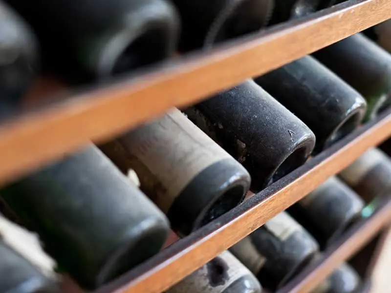 Générique Caves a vins Tours