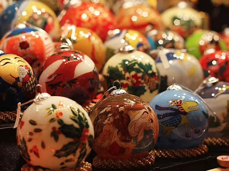 ottn-2025-boulesdeNoël