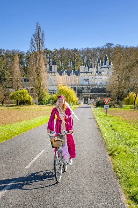 Château d'Ussé - Boucle vélo n°21 : la Belle au Bois dormant.