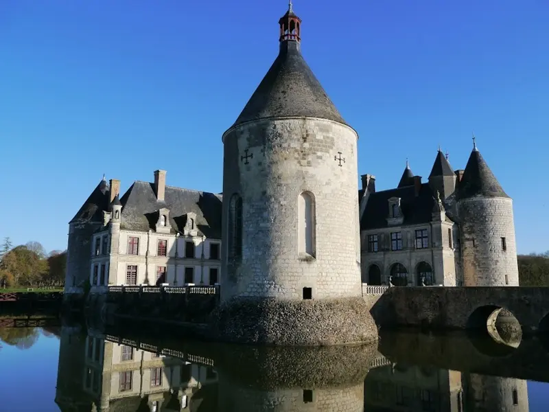 chateau-motte-estivales-patrimoine