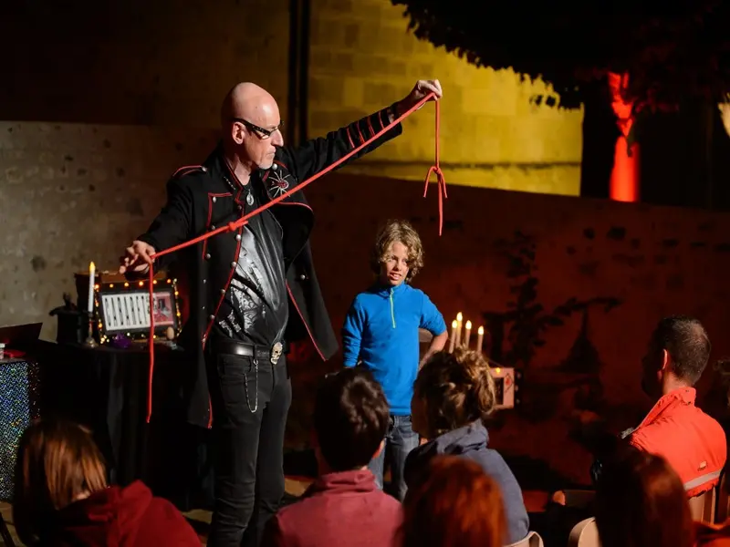 spectacle-magie-loches-valdeloire
