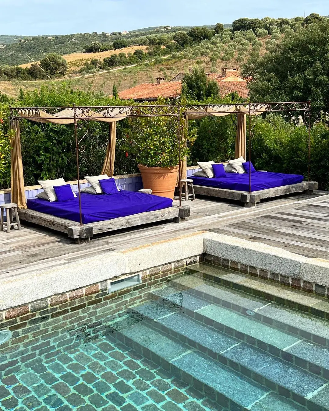 Piscine de l'hôtel de la Ferme de Murtoli