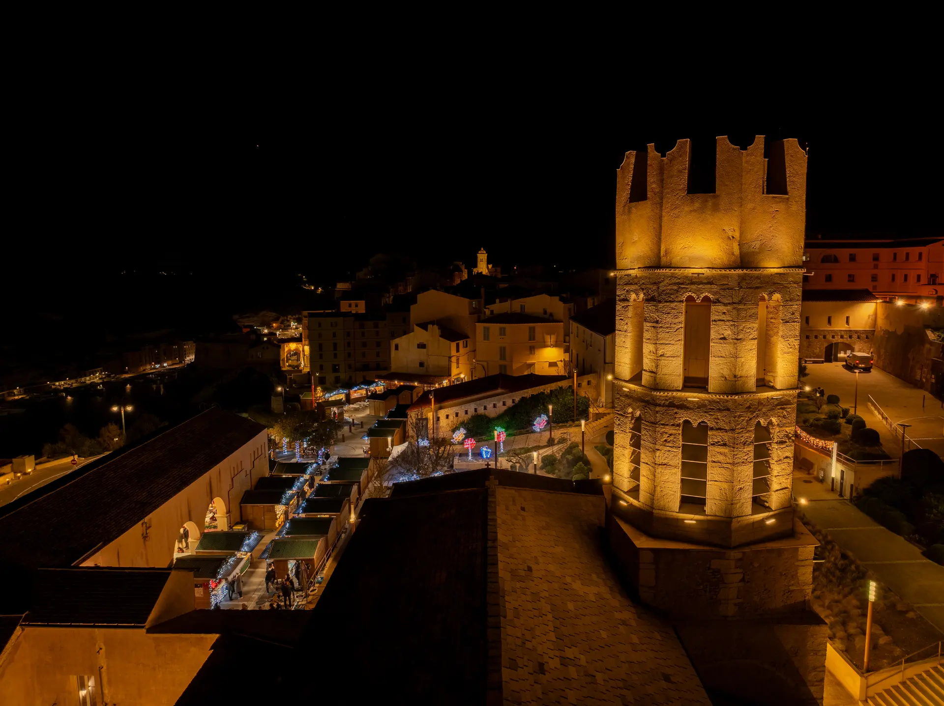 City trail nocturne à Bonifacio