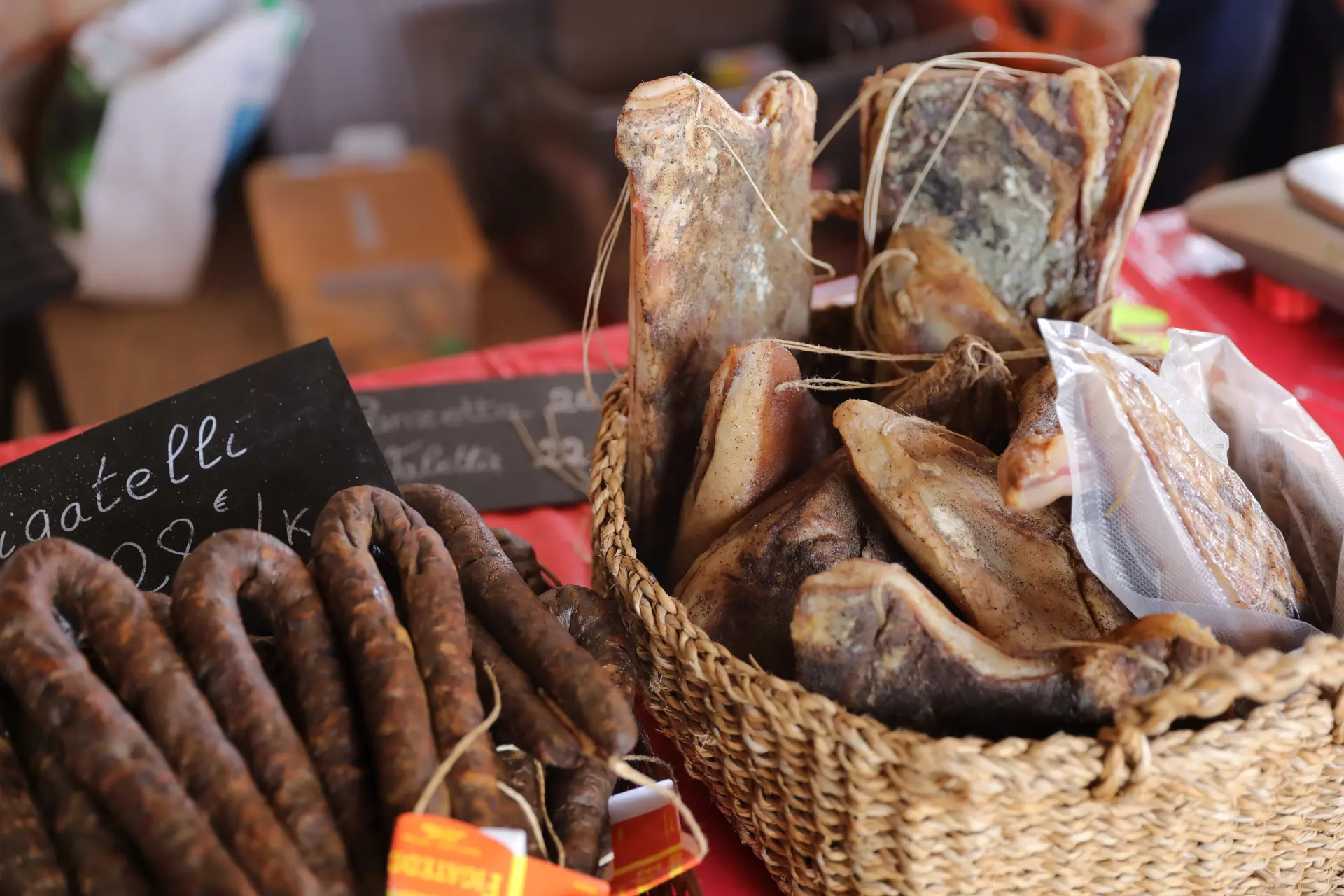 Marché du vendredi à Bonifacio