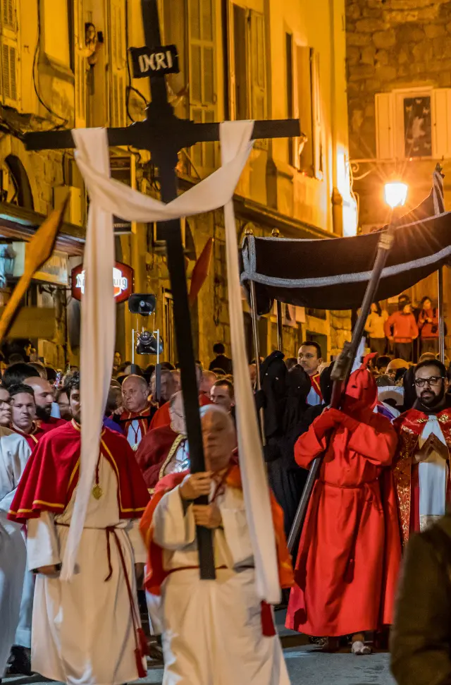 Procession du Catenacciu dans les ruelles de Sartène