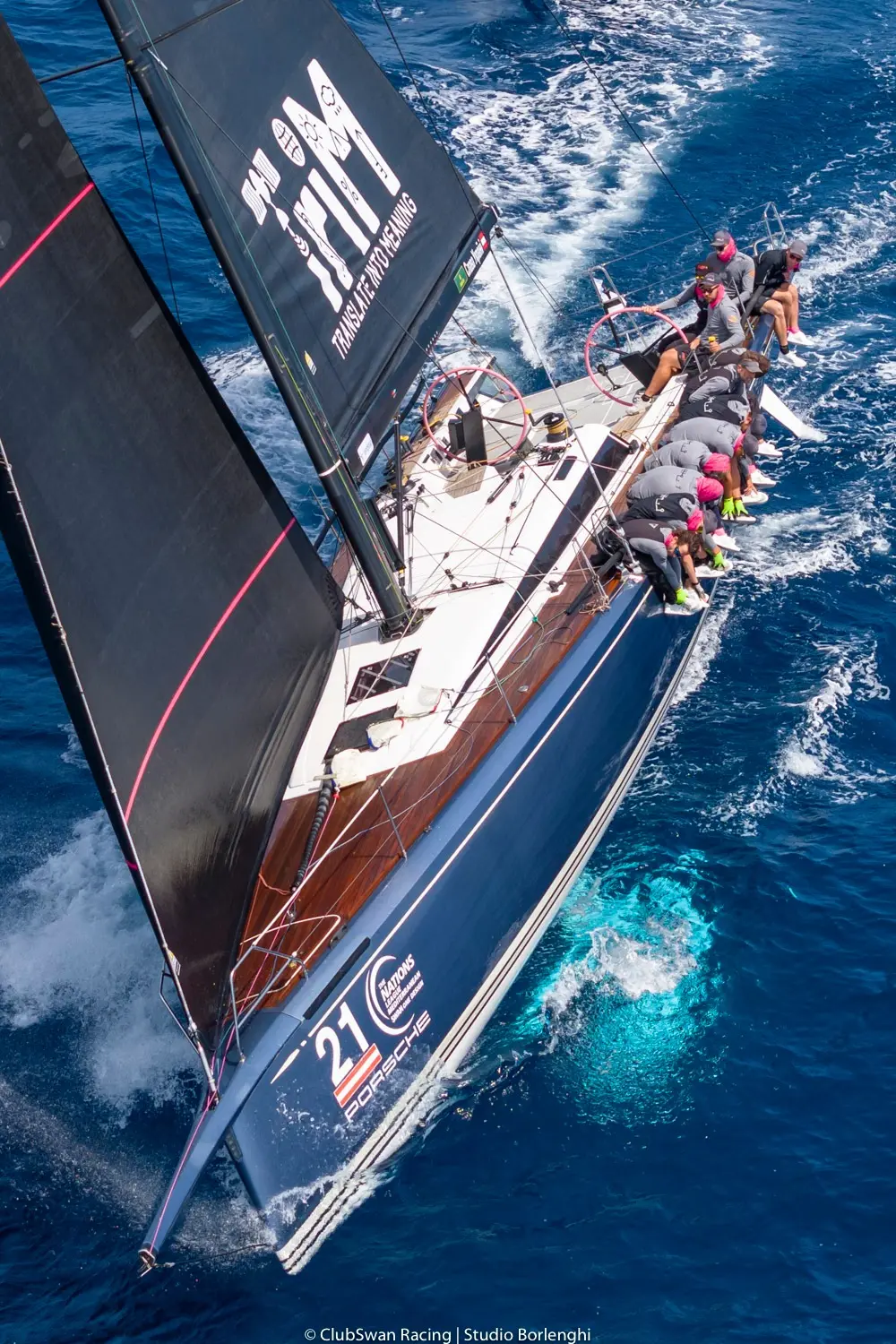 SWAN ©CLUB SWAN RACING STUDIO BORLENGHI