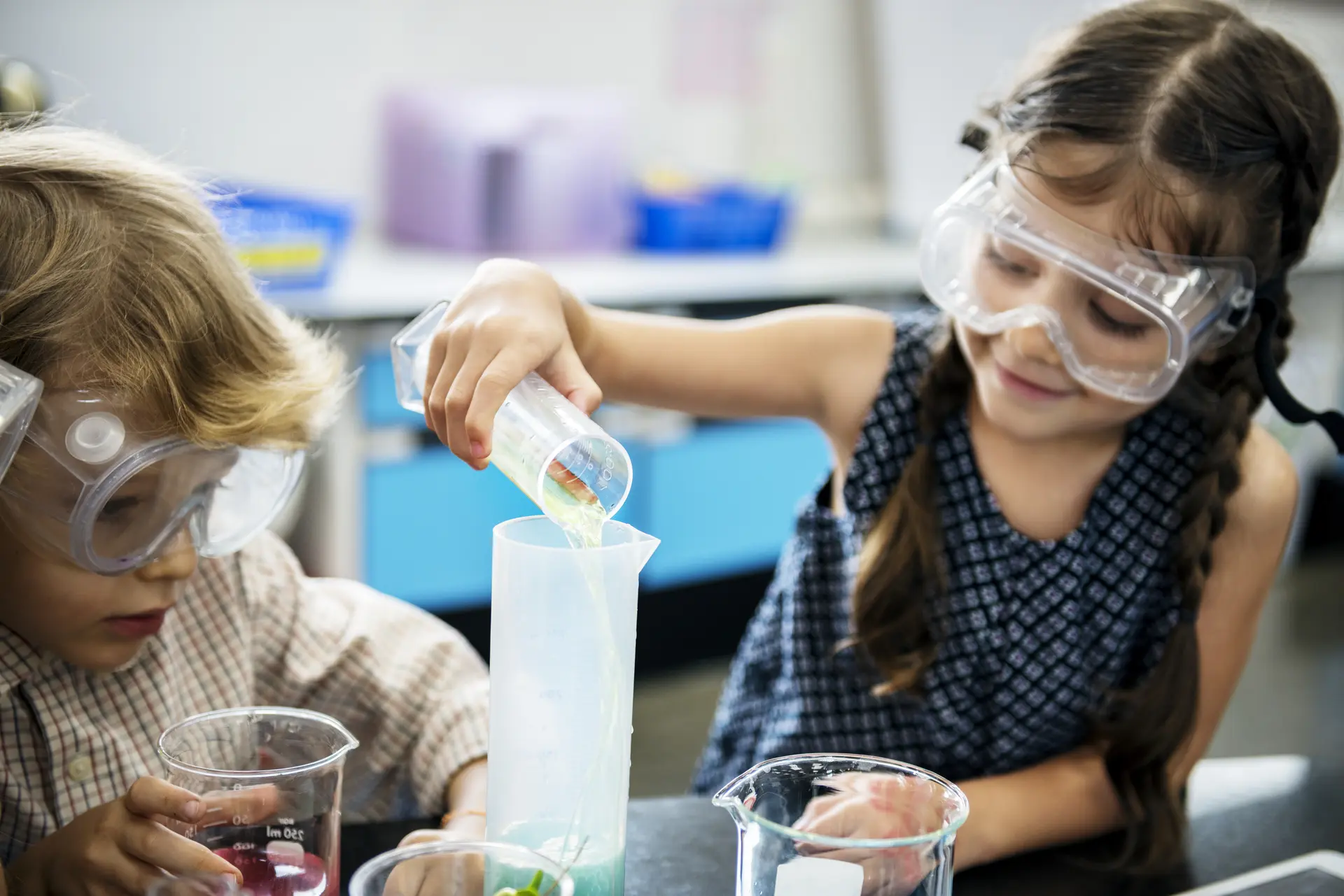 Atelier jeune public : récréasciences - Micro Folie Bonifacio