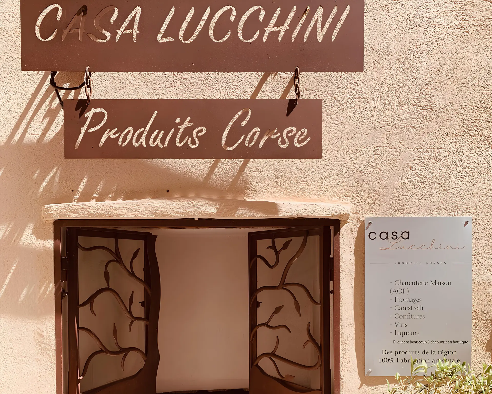 Devanture épicerie Casa Lucchini Bonifacio