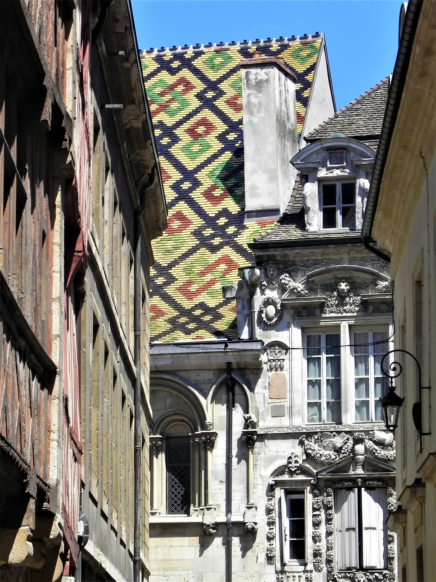 Rue-Porte-aux-Lions
