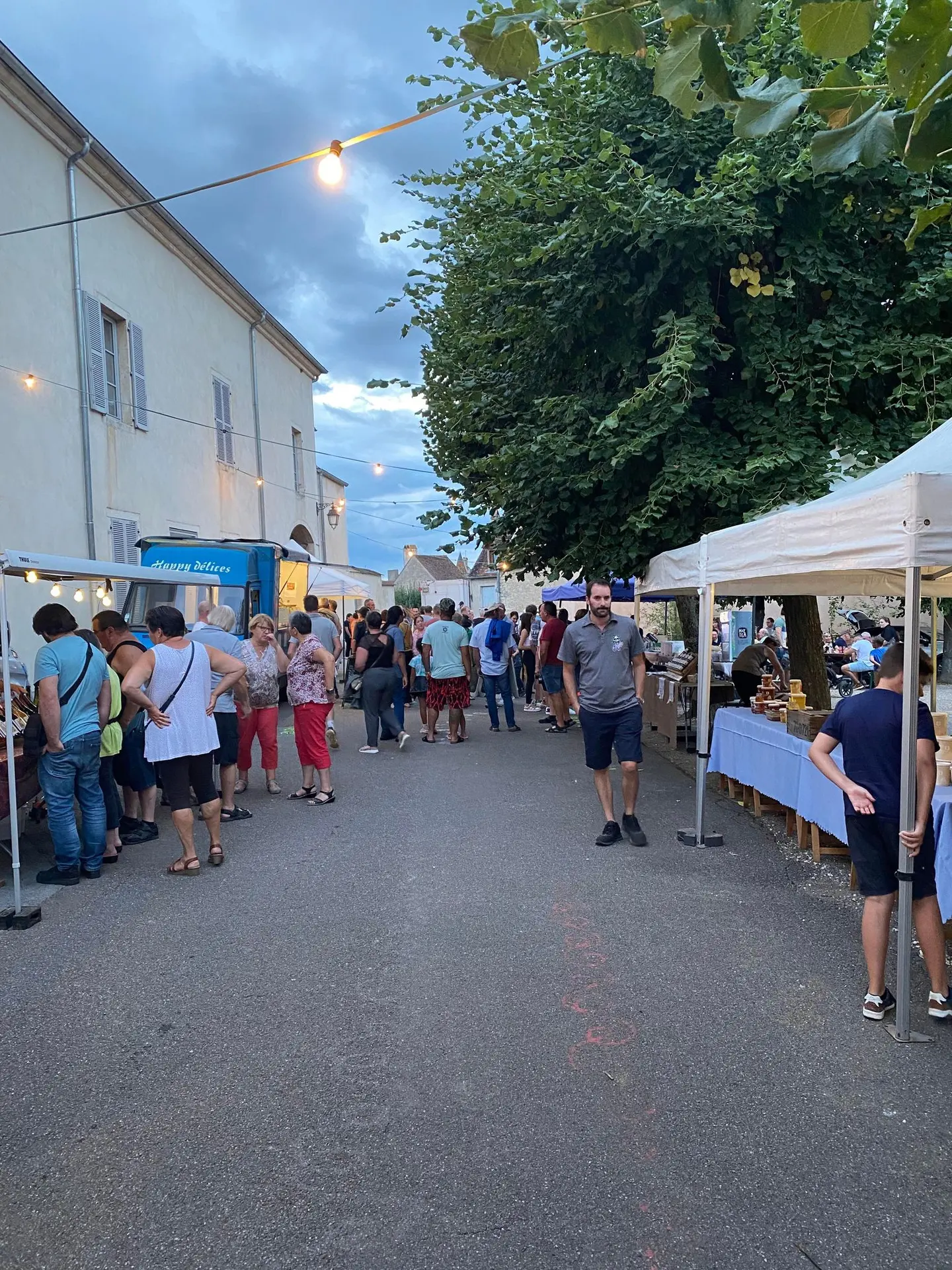 Marché nocturne