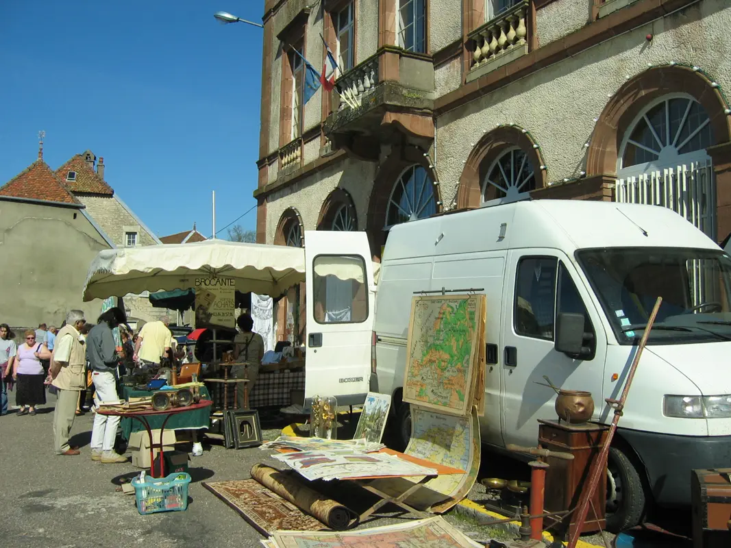 GRANDE BROCANTE DU 1ER MAI_4