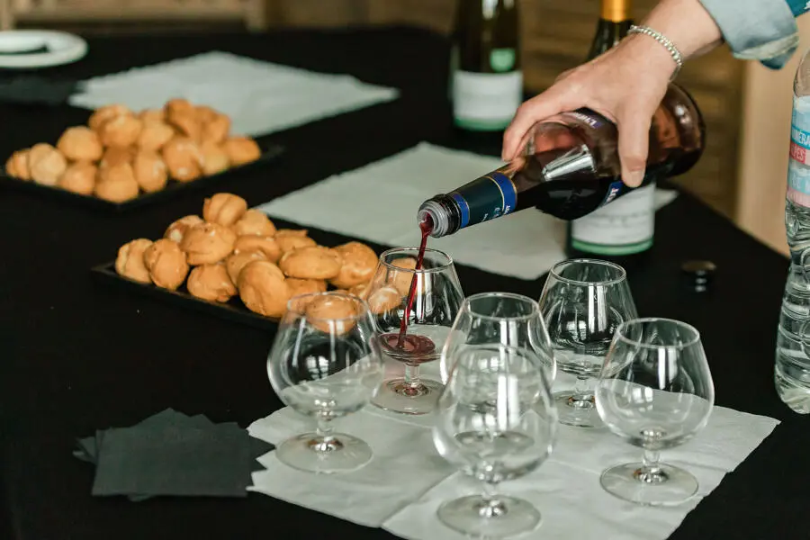 6653a4a80000000000000000-big-220318