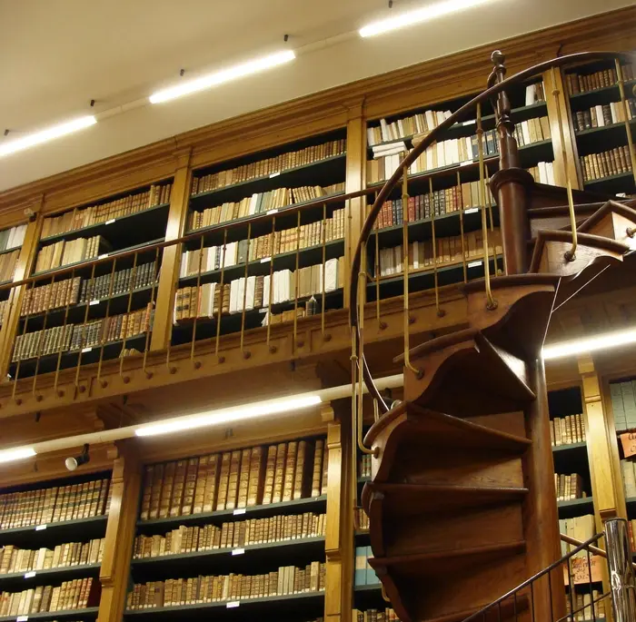 Bibliothèque patrimoniale 1