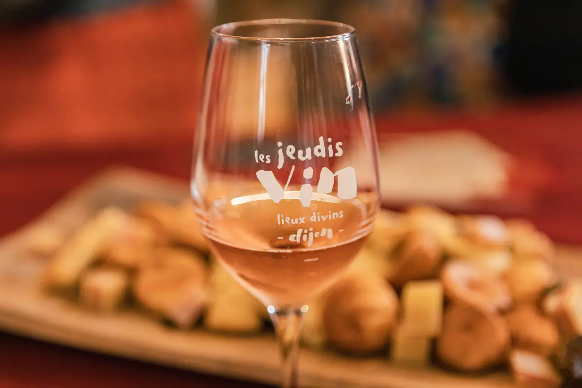 DestinationDijon-Jeudis_Vin-VARGAS_Photo-4394-1200px