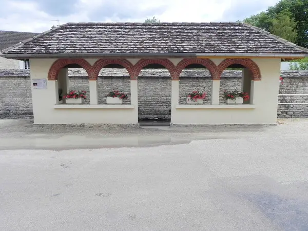 Fontaines-Lavoir Du Moulin