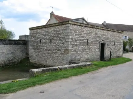 Fontaines-Lavoir des Fontaines