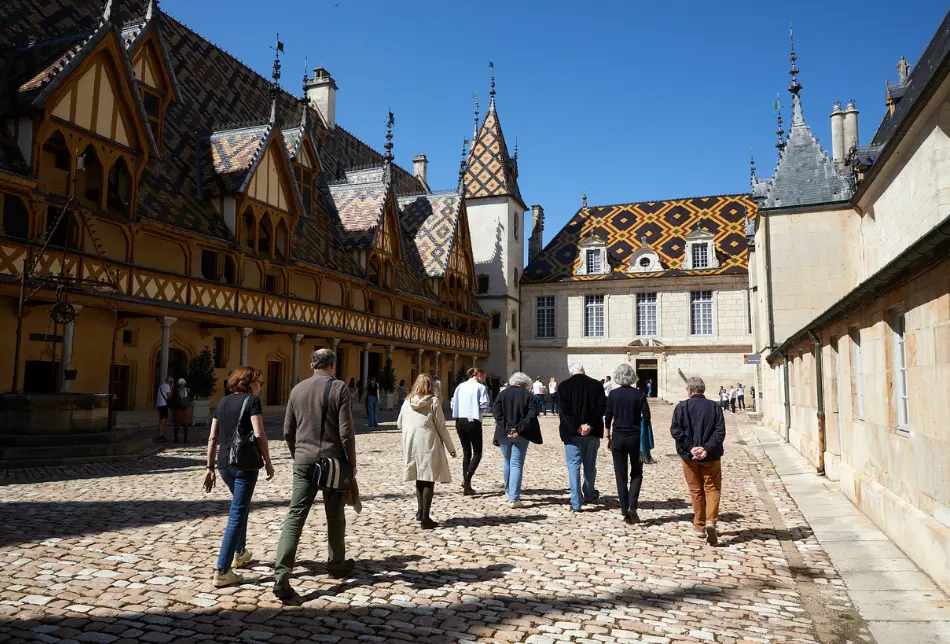 Hôtel-Dieu - Hospices Civils de Beaune - En-quêtes d'histoires