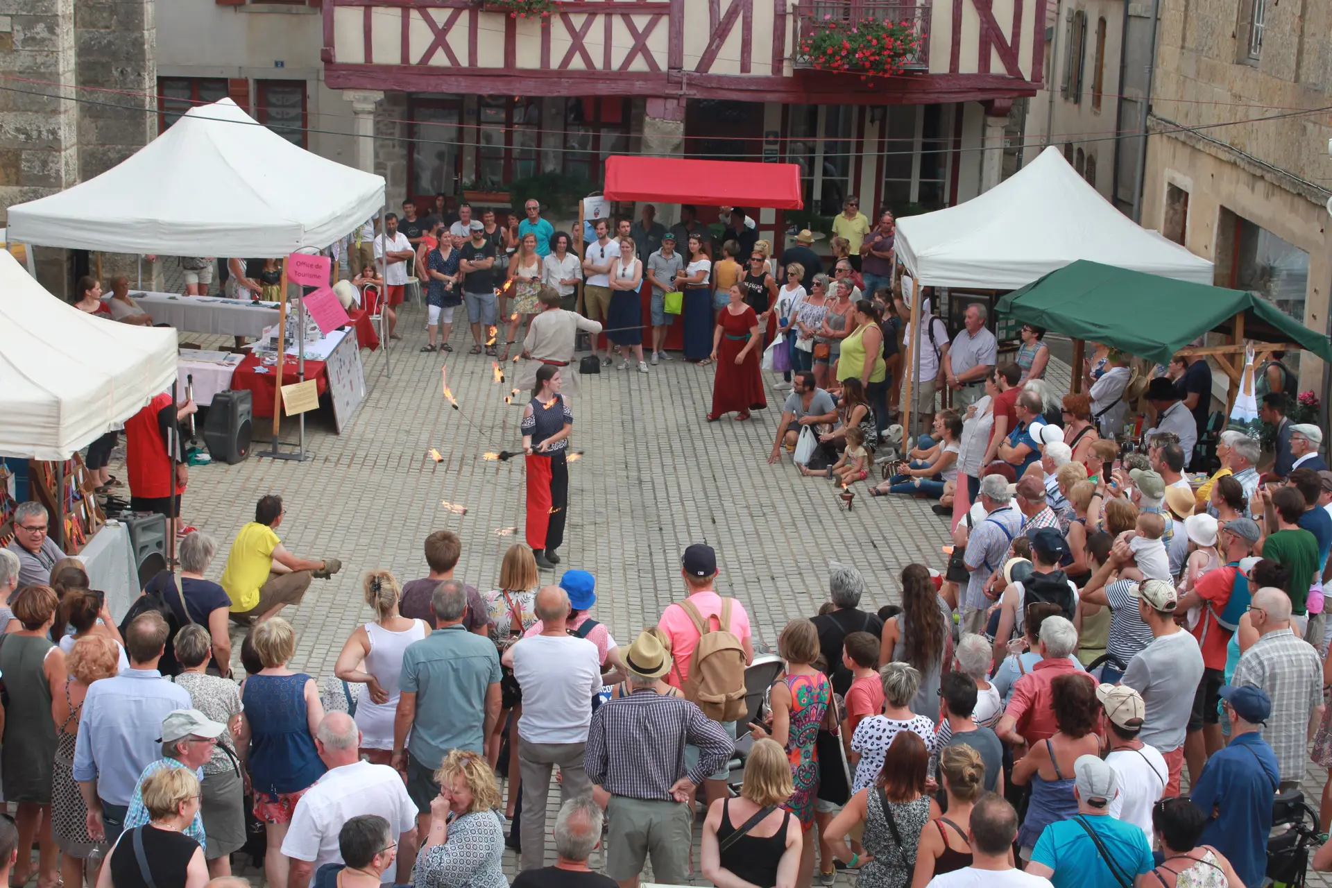 Spectacle de cracheurs de feu