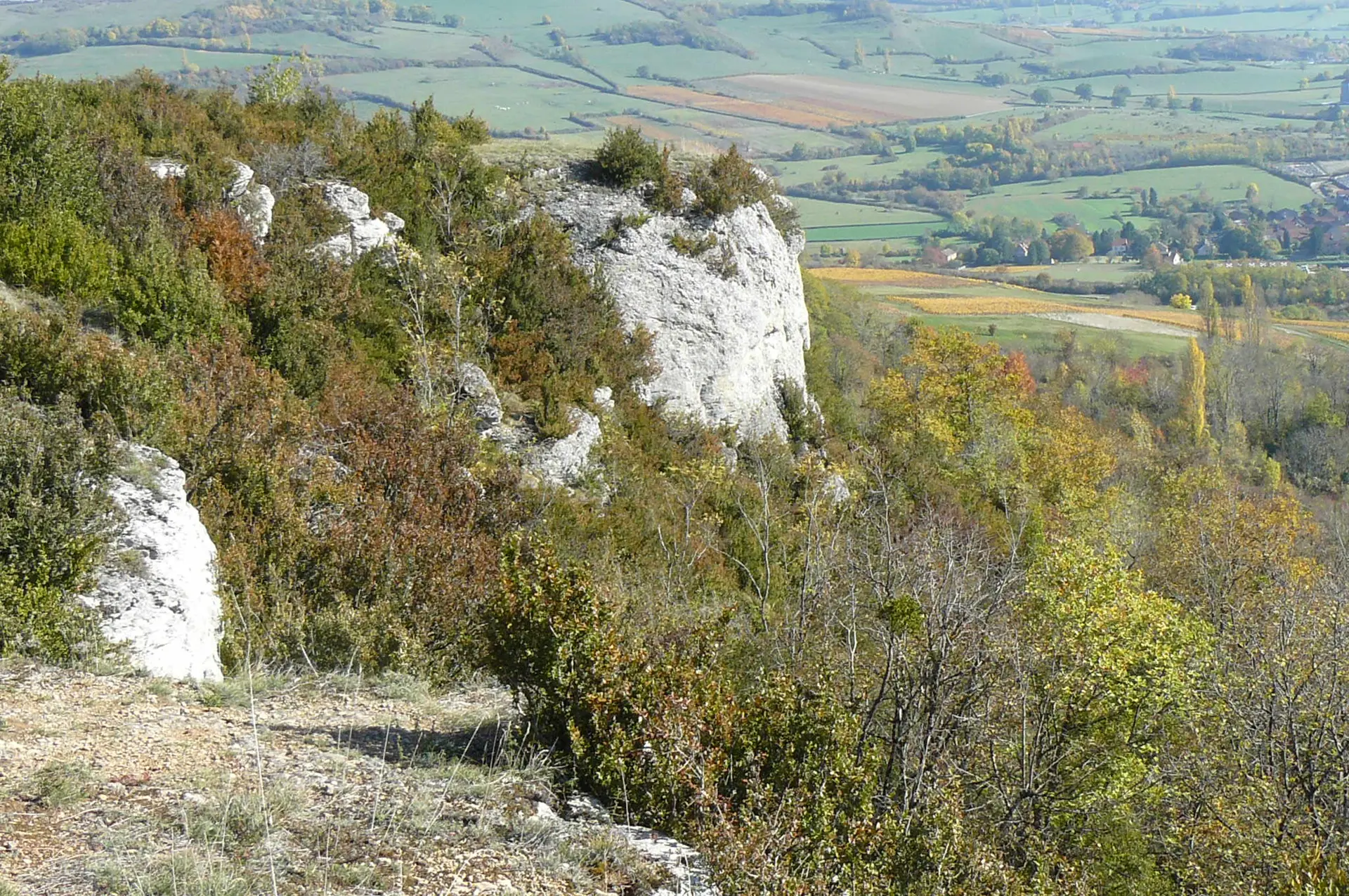 Falaise au-dessus de Nolay
