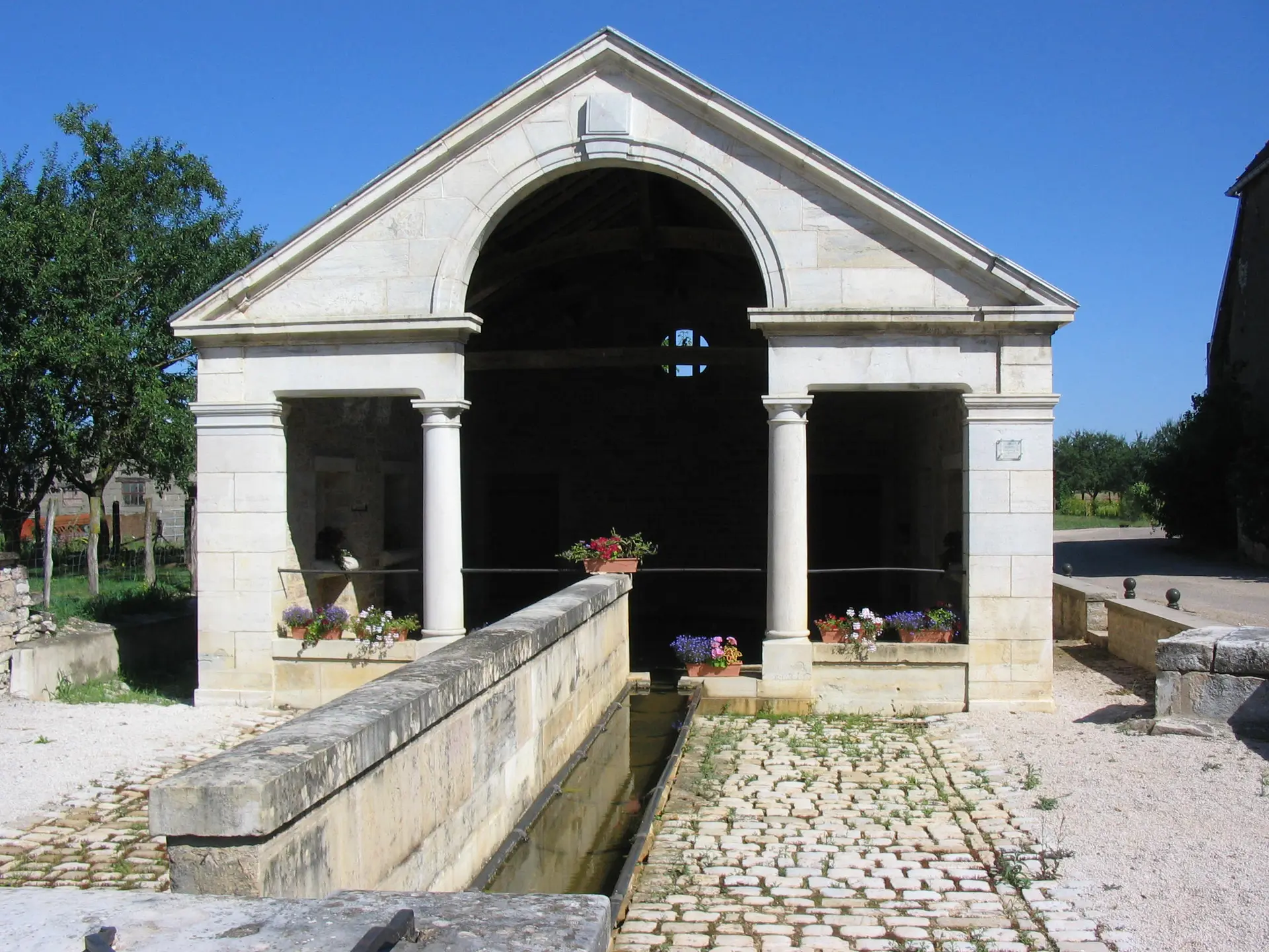 Lavoir Vaux le Moncelot face