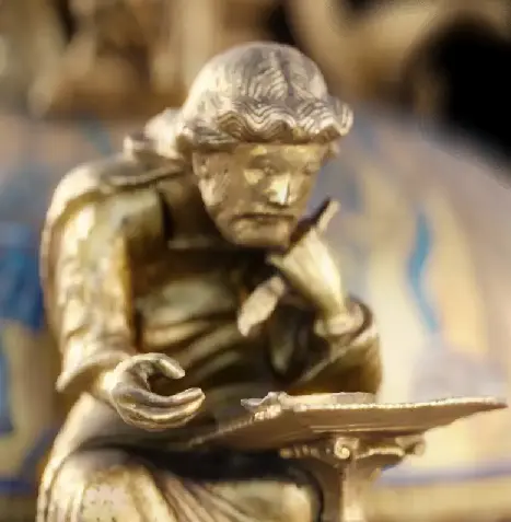 Le pied de croix de l'abbaye Saint Bertin