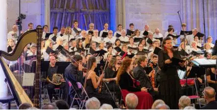 Les estivales de puisaye concert de clôture